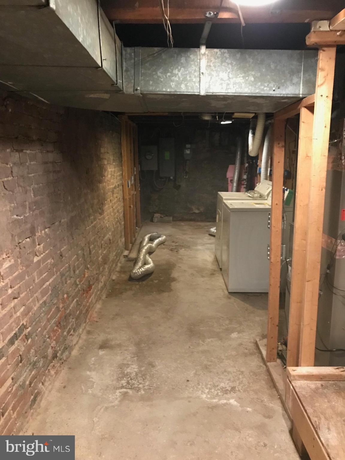 703 Tessier Street Baltimore, MD 21201 - Photo 16 of 17