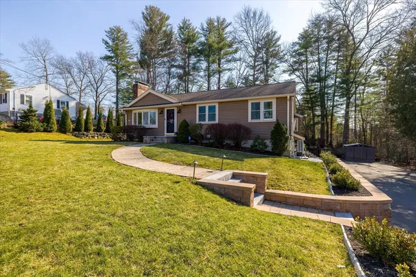 $759,900 | 17 Jonathan Drive, Ayer, MA 01432