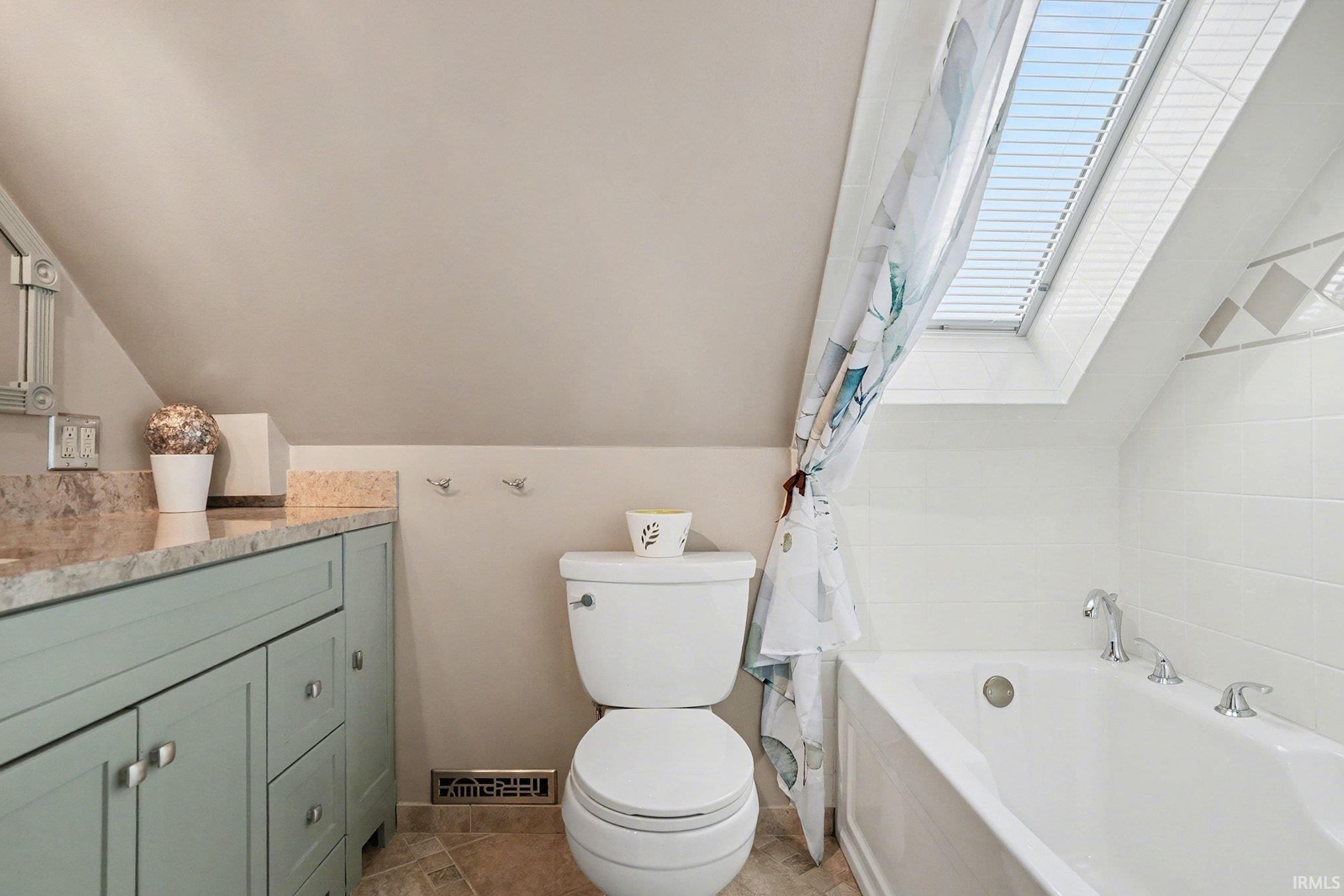 11408 Jefferson Road Osceola, IN 46561 - Photo 8 of 33