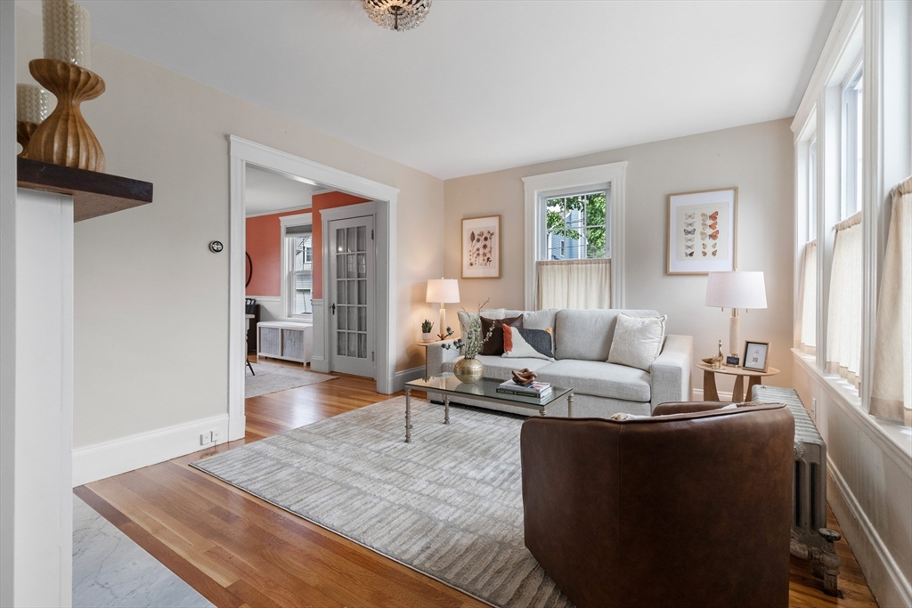 22 Prince Street Marblehead, MA 01945 - Photo 5 of 33