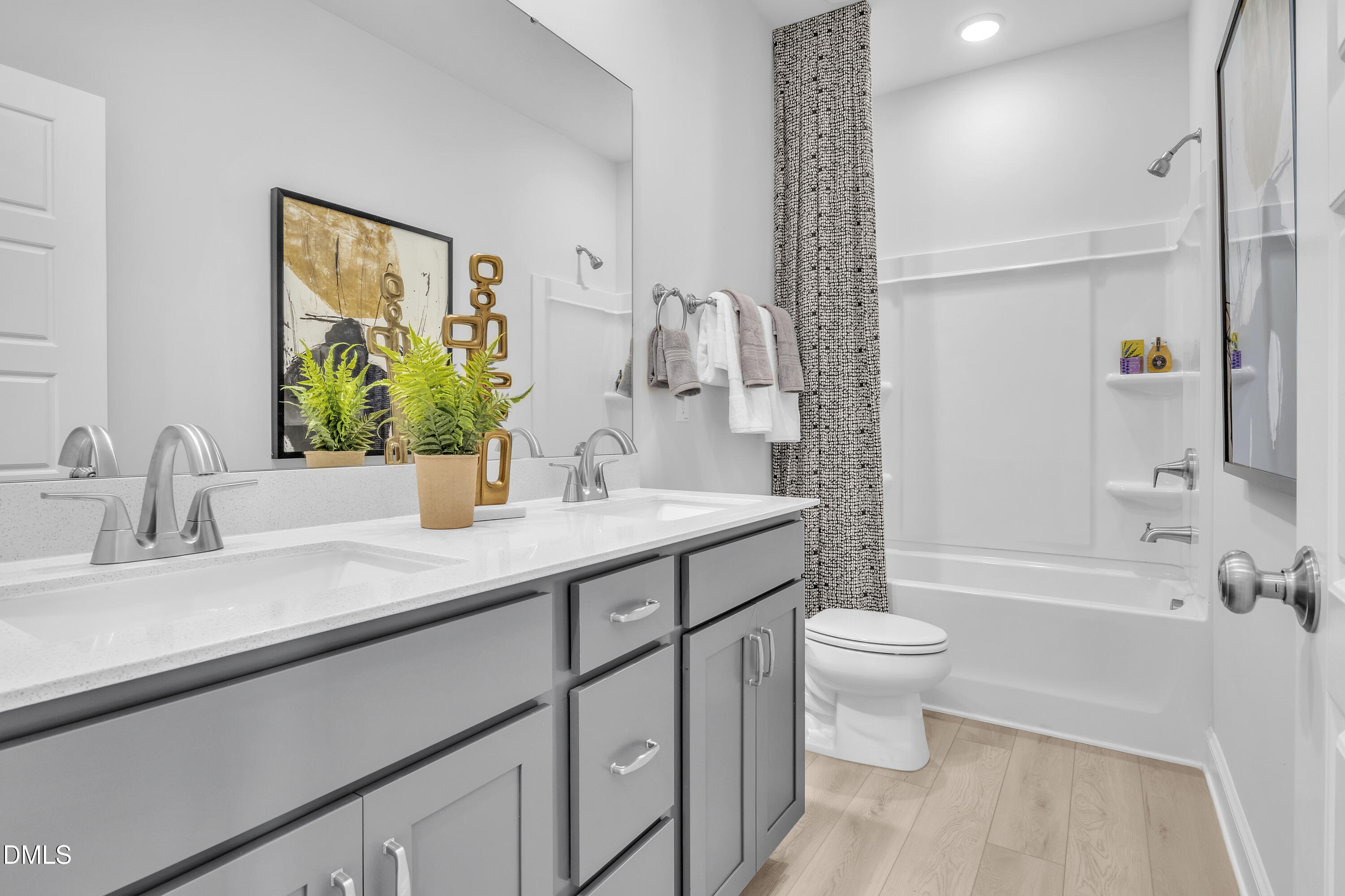 615 Hedrick Ridge Road, Unit 307 Cary, NC 27519 - Photo 20 of 30 P_RAL_TWW_Julianne_Model_INT_FBTH