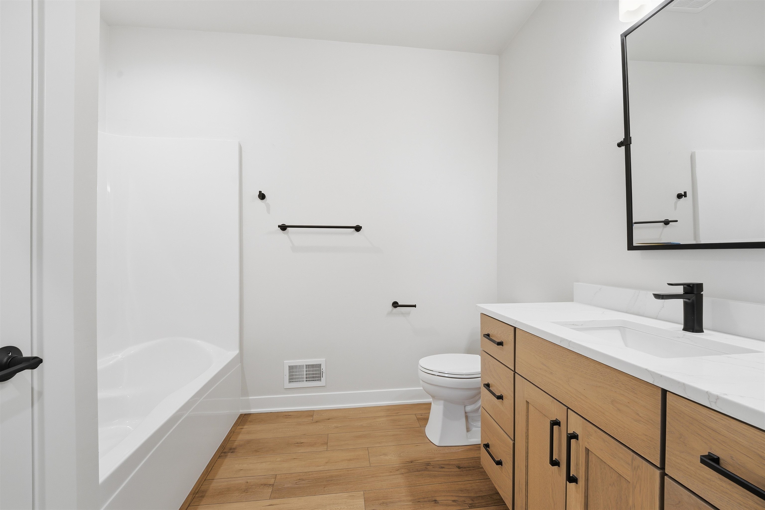 1382 Lighthouse Village Road Fond du Lac, WI 54937 - Photo 18 of 31