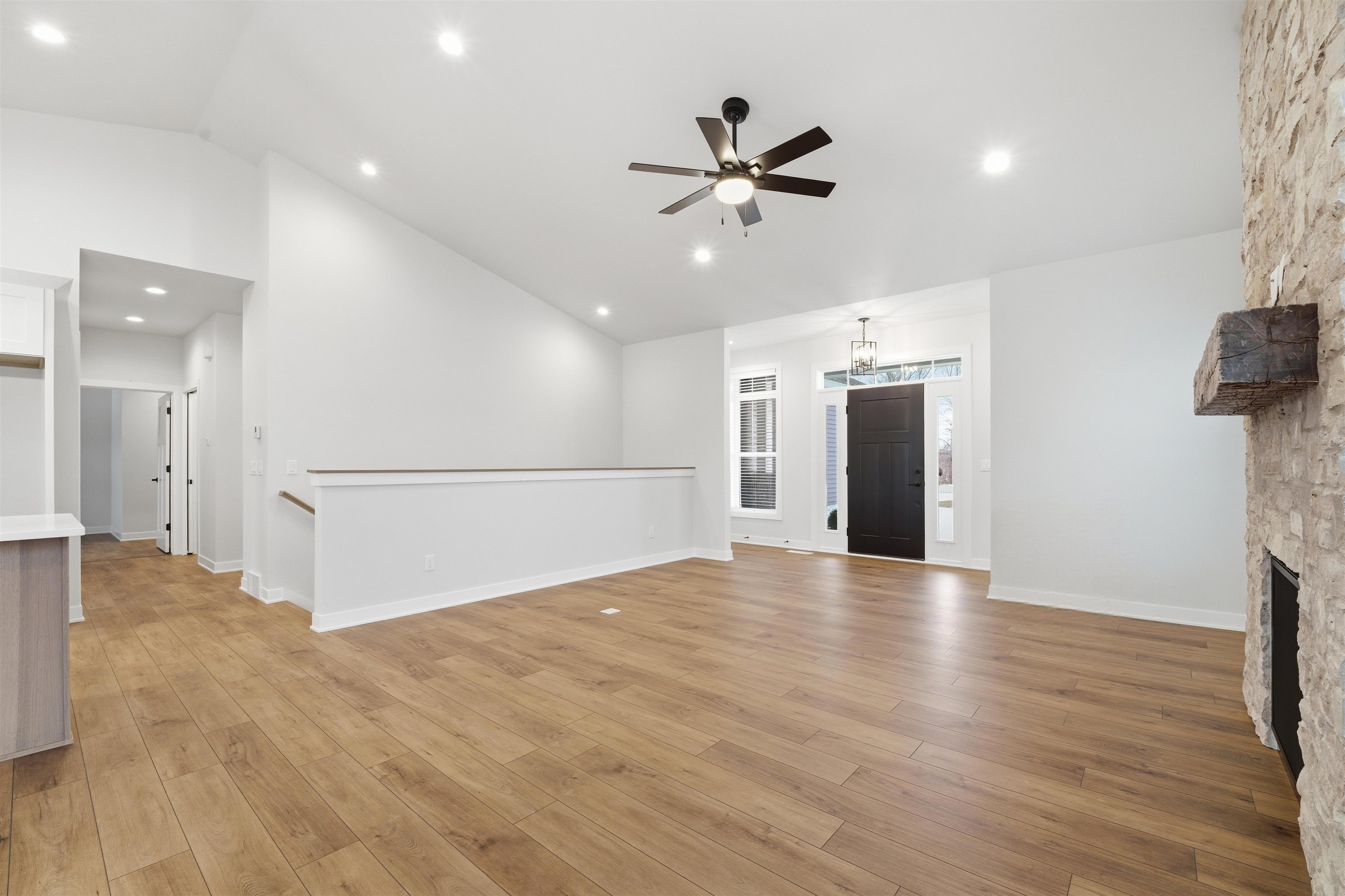 1382 Lighthouse Village Road Fond du Lac, WI 54937 - Photo 3 of 31