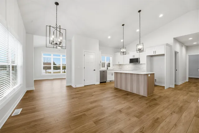 $549,900 | 1382 Lighthouse Village Road, Fond du Lac, WI 54937