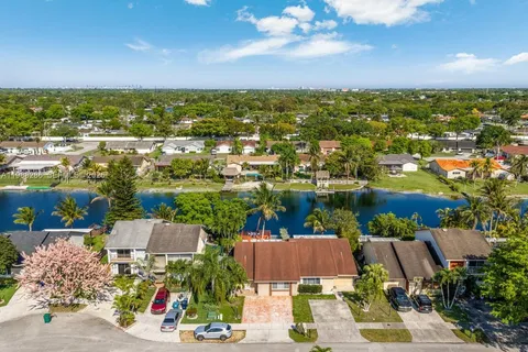 an aerial view of multiple house