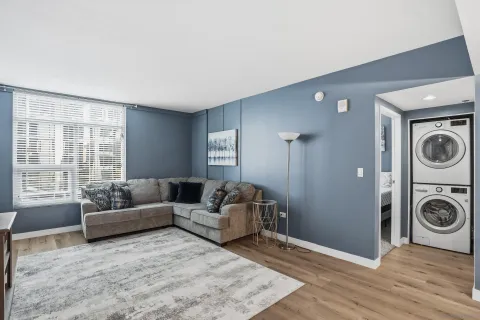 $550,000 | 425 West Beech Street, Unit 314, San Diego, CA 92101