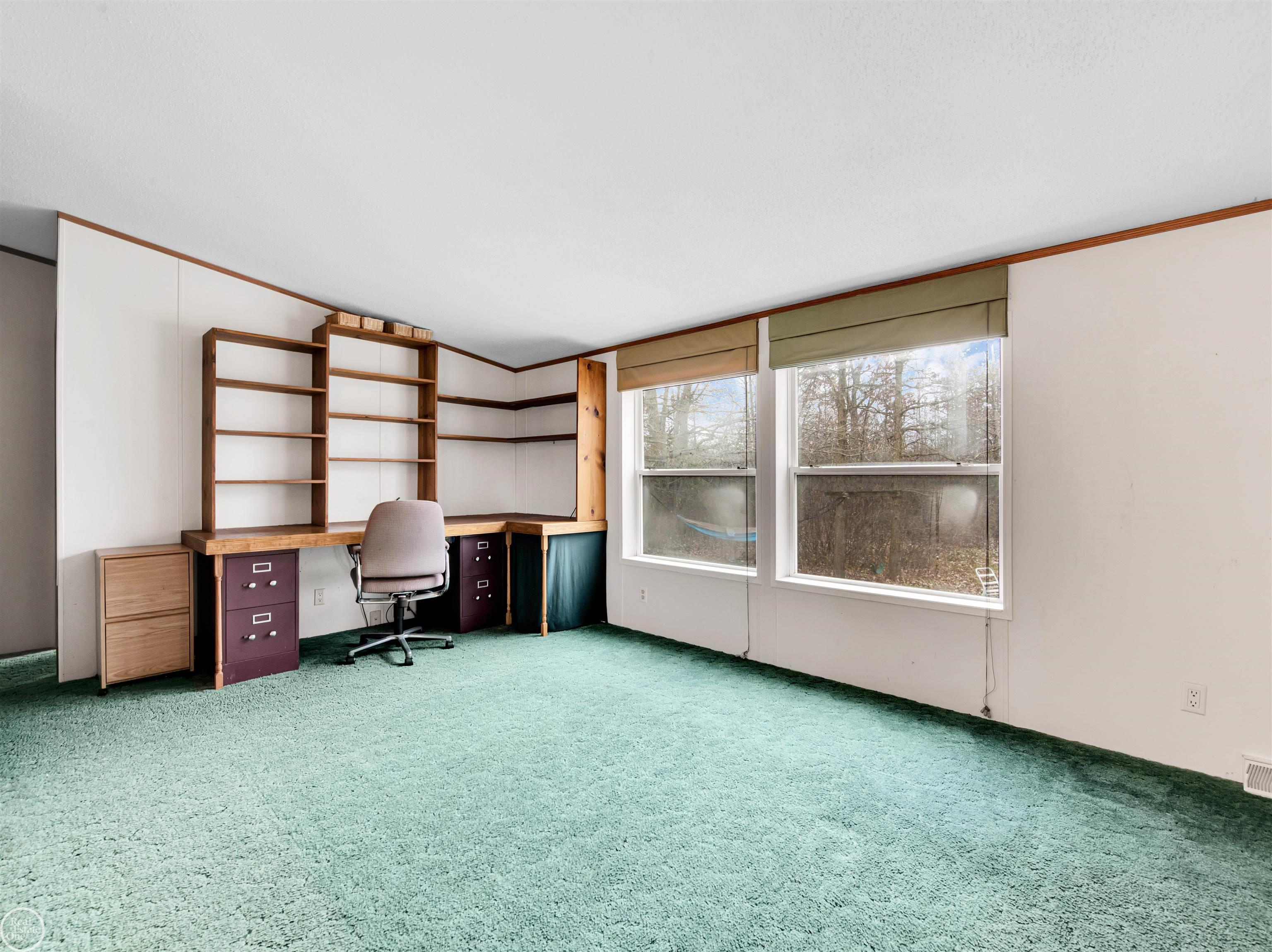 6422 Short Cut Road Marine City, MI 48039 - Photo 14 of 34 50162236-07a59c6c-177f-4c82-9616-385ecdbb0cdc.JPG