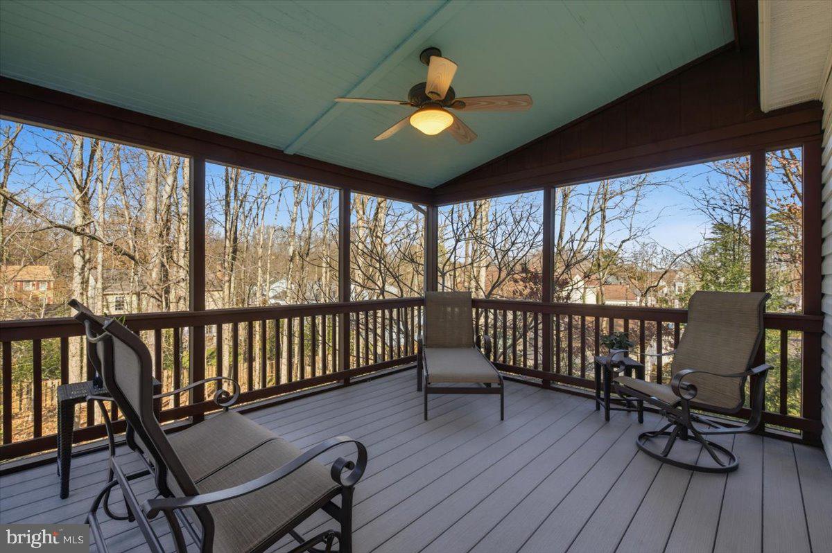 8924 Peoria Court Springfield, VA 22153 - Photo 13 of 46