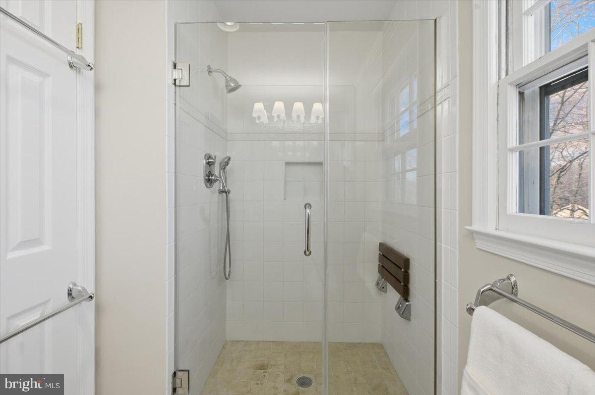 8924 Peoria Court Springfield, VA 22153 - Photo 20 of 46