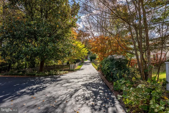 $850,000 | 8924 Peoria Court, Springfield, VA 22153