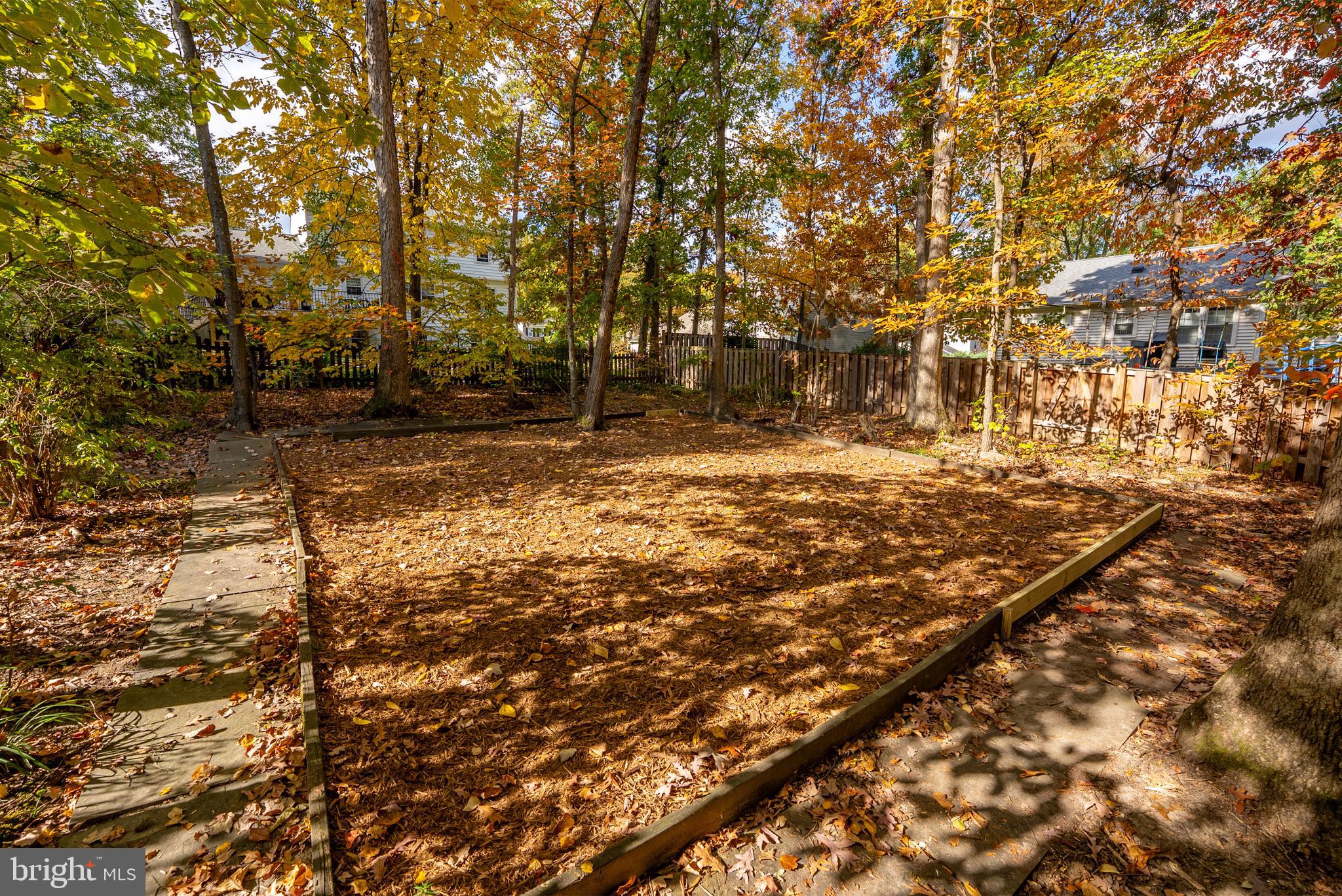 8924 Peoria Court Springfield, VA 22153 - Photo 37 of 46 a view of empty space with large tree