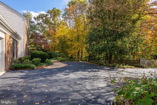 $850,000 | 8924 Peoria Court, Springfield, VA 22153