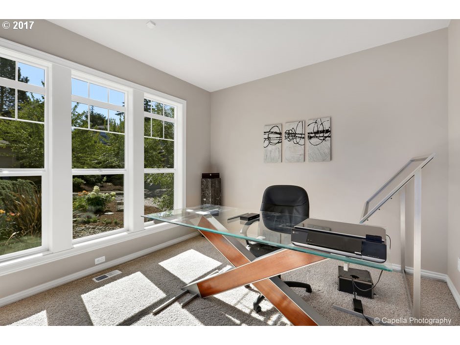 6250 Southwest Garden Home Road Portland, OR 97219 - Photo 25 of 32 Den/Office
