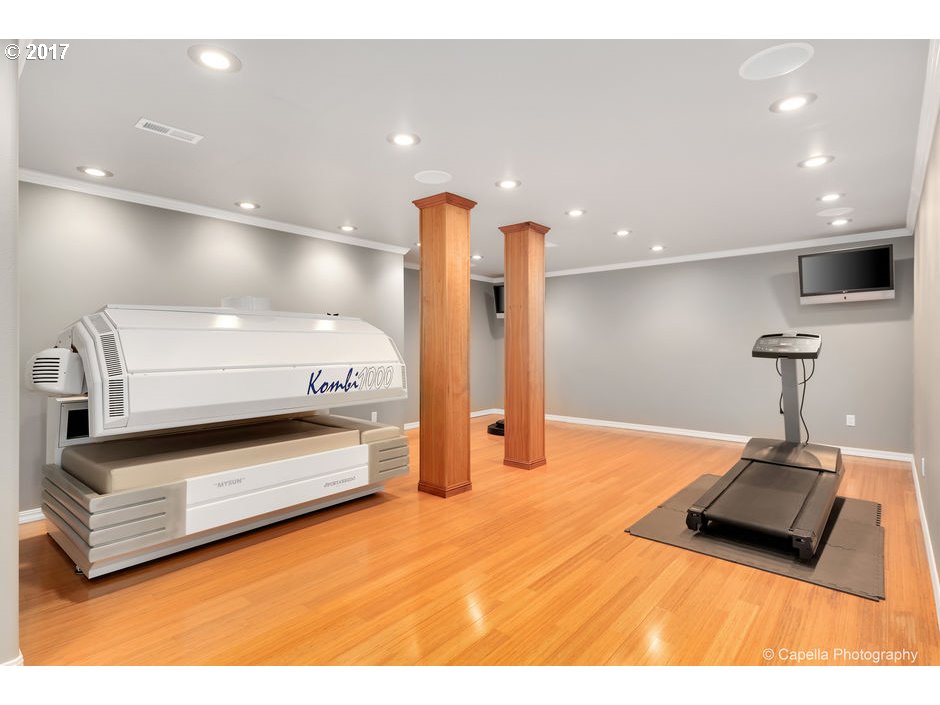 6250 Southwest Garden Home Road Portland, OR 97219 - Photo 27 of 32 Gym