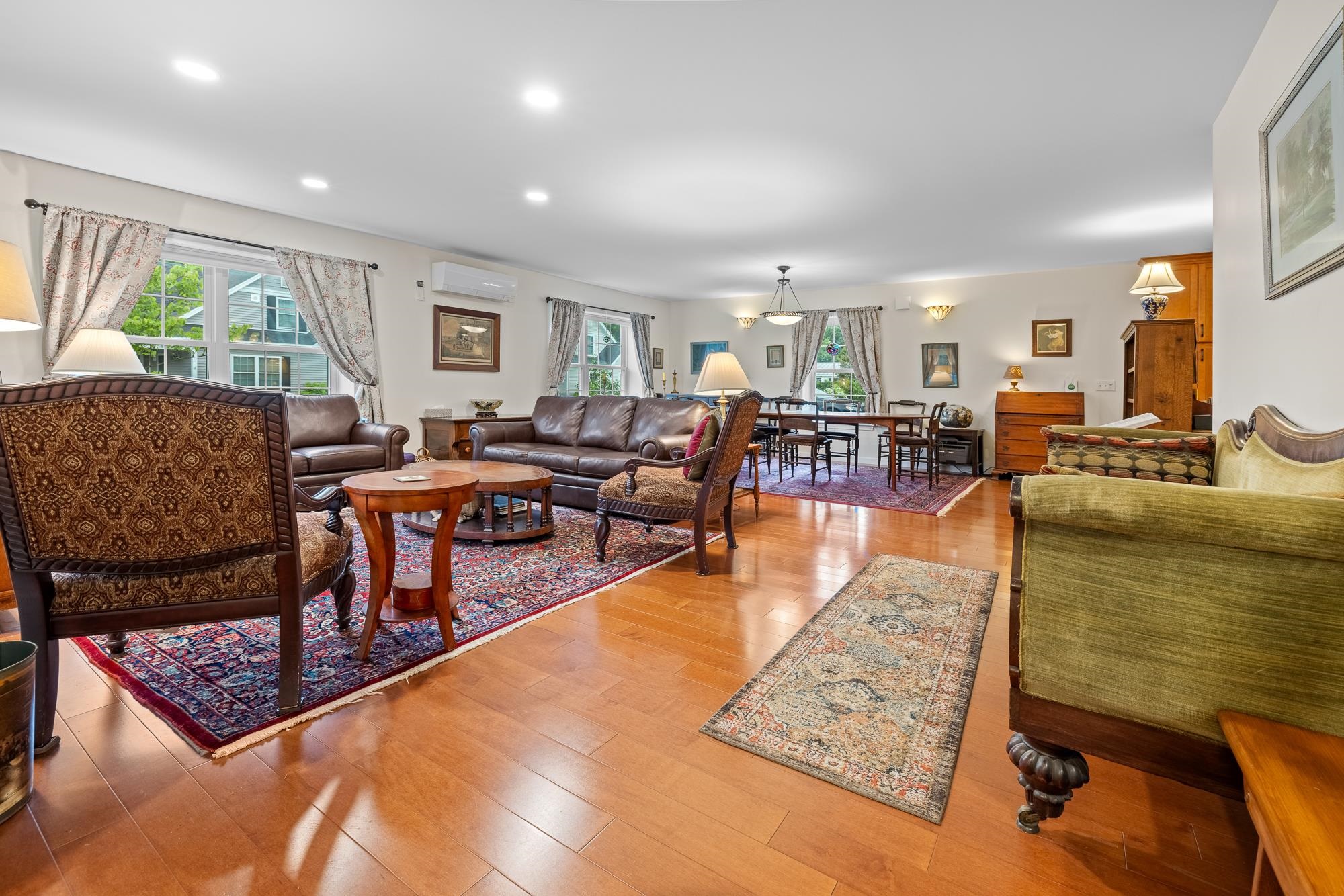 62 Pullman Lane Hartford, VT 05001 - Photo 5 of 37