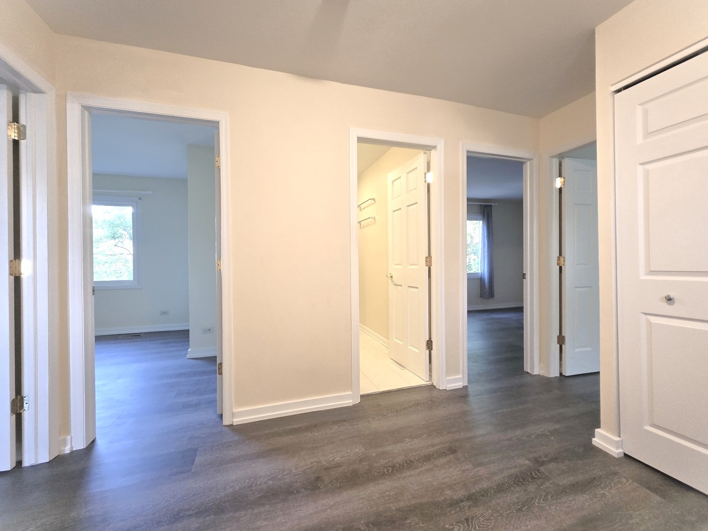 4946 Somerton Drive Hoffman Estates, IL 60010 - Photo 18 of 32 wooden floor with white walls
