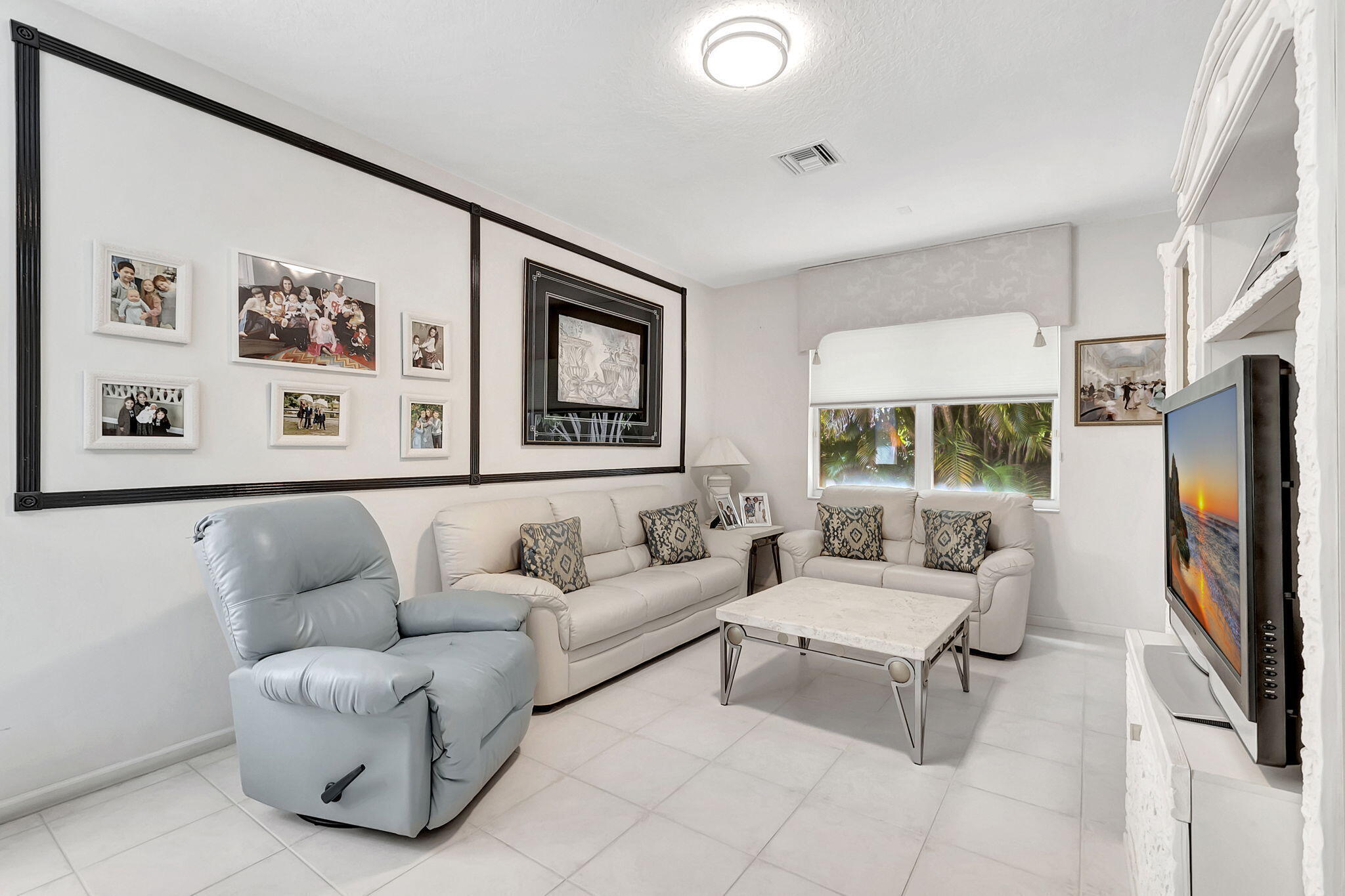 5916 Seashell Terrace Boynton Beach, FL 33437 - Photo 21 of 81 Family Room/Den Before Painted