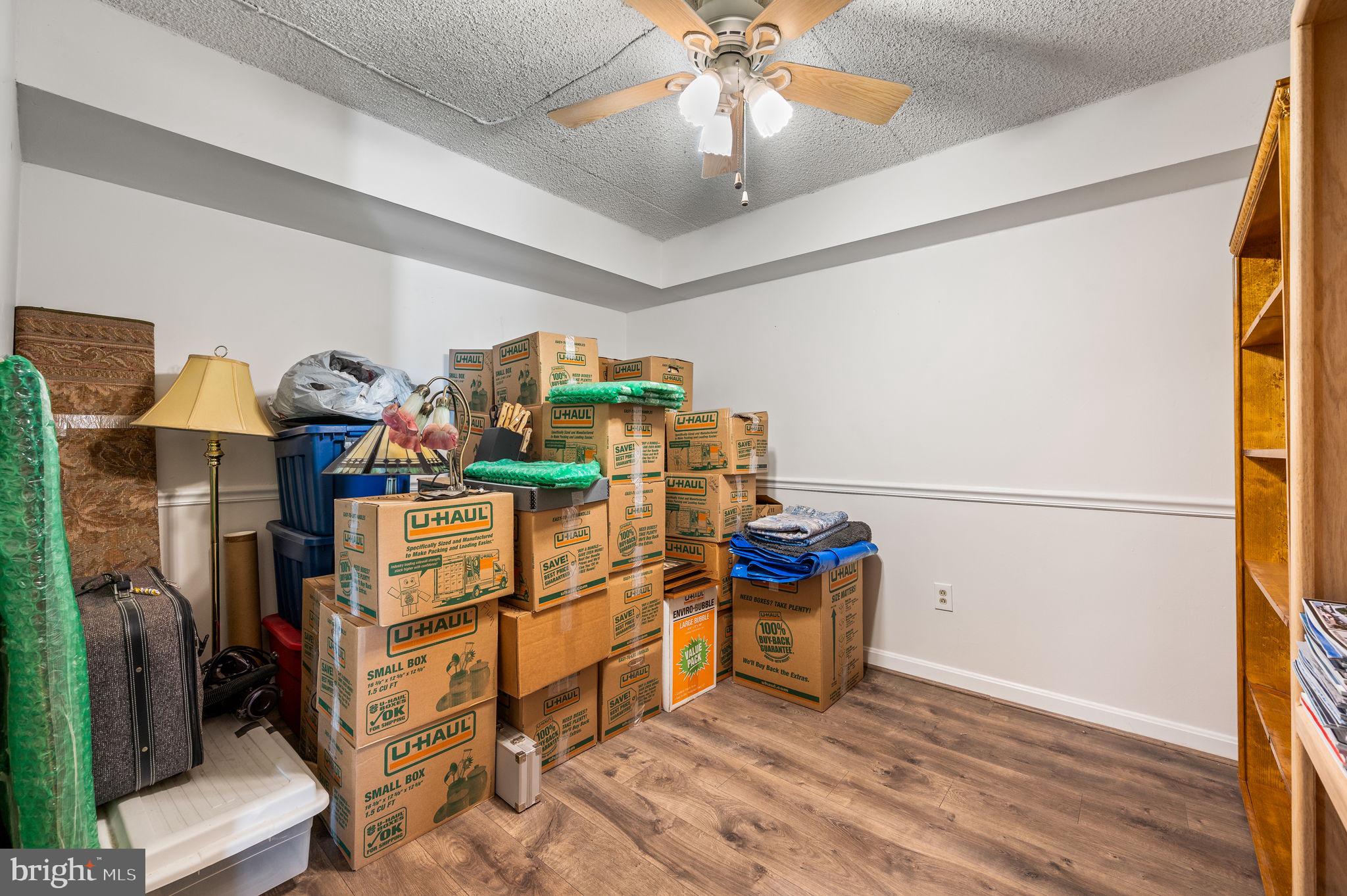 800 Avondale Road, Unit 2P Wallingford, PA 19086 - Photo 10 of 19 Separate spacious dining room.