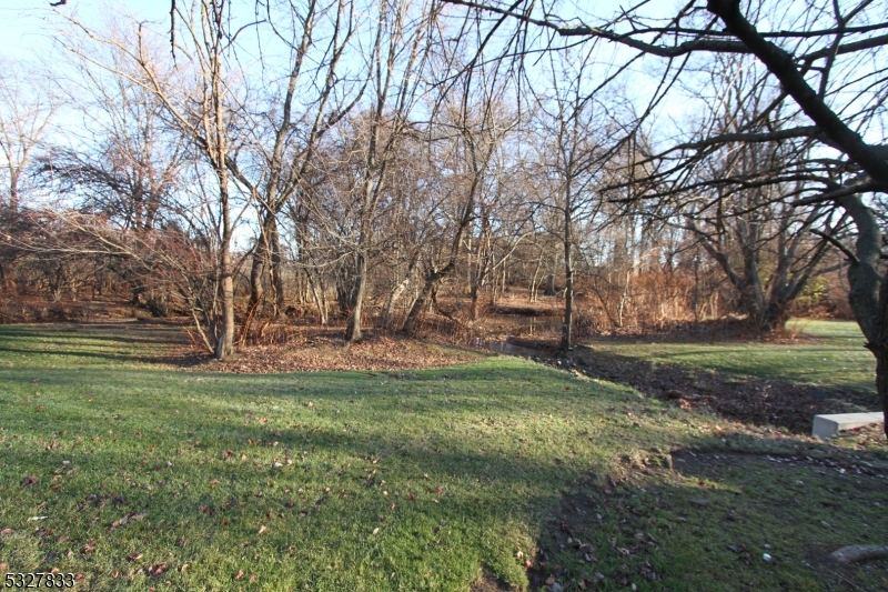 70 Harristown Road, Unit 3 Fair Lawn, NJ 07410 - Photo 3 of 20