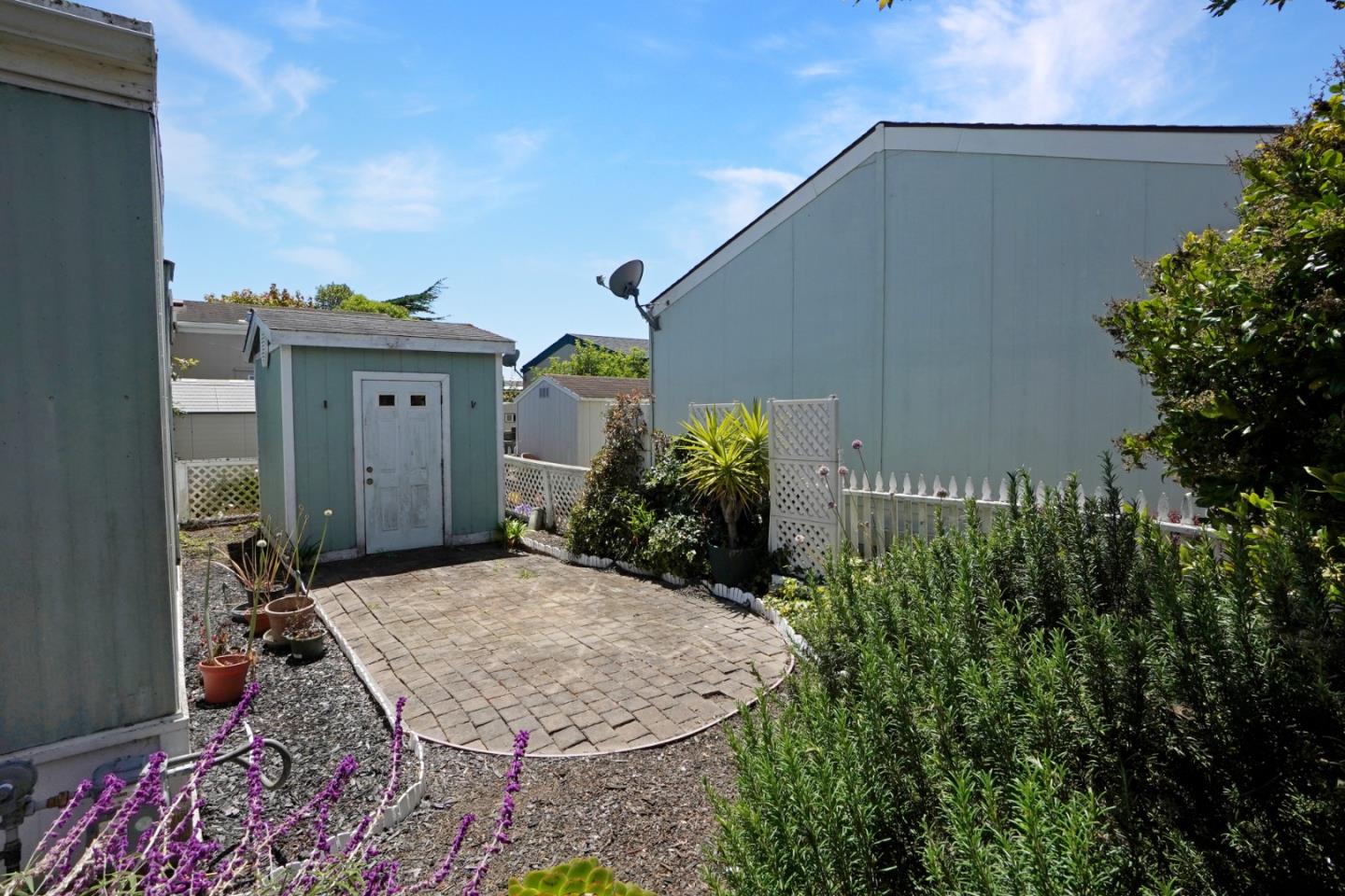 7 Sea Shell Circle, Unit 7 Half Moon Bay, CA 94019 - Photo 25 of 36 an outdoor space with garden view