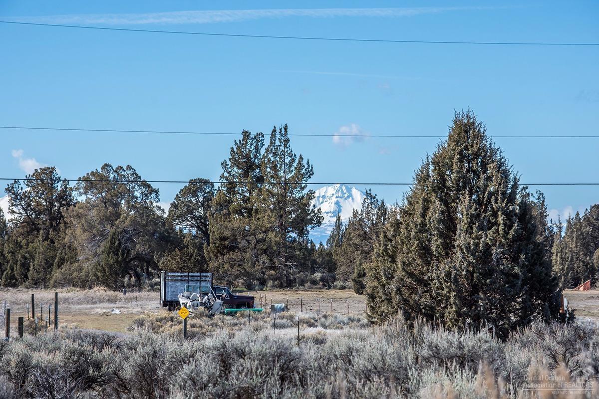 451 Southwest Bent Loop Powell Butte, OR 97753 - Photo 2 of 15 Additional Photo