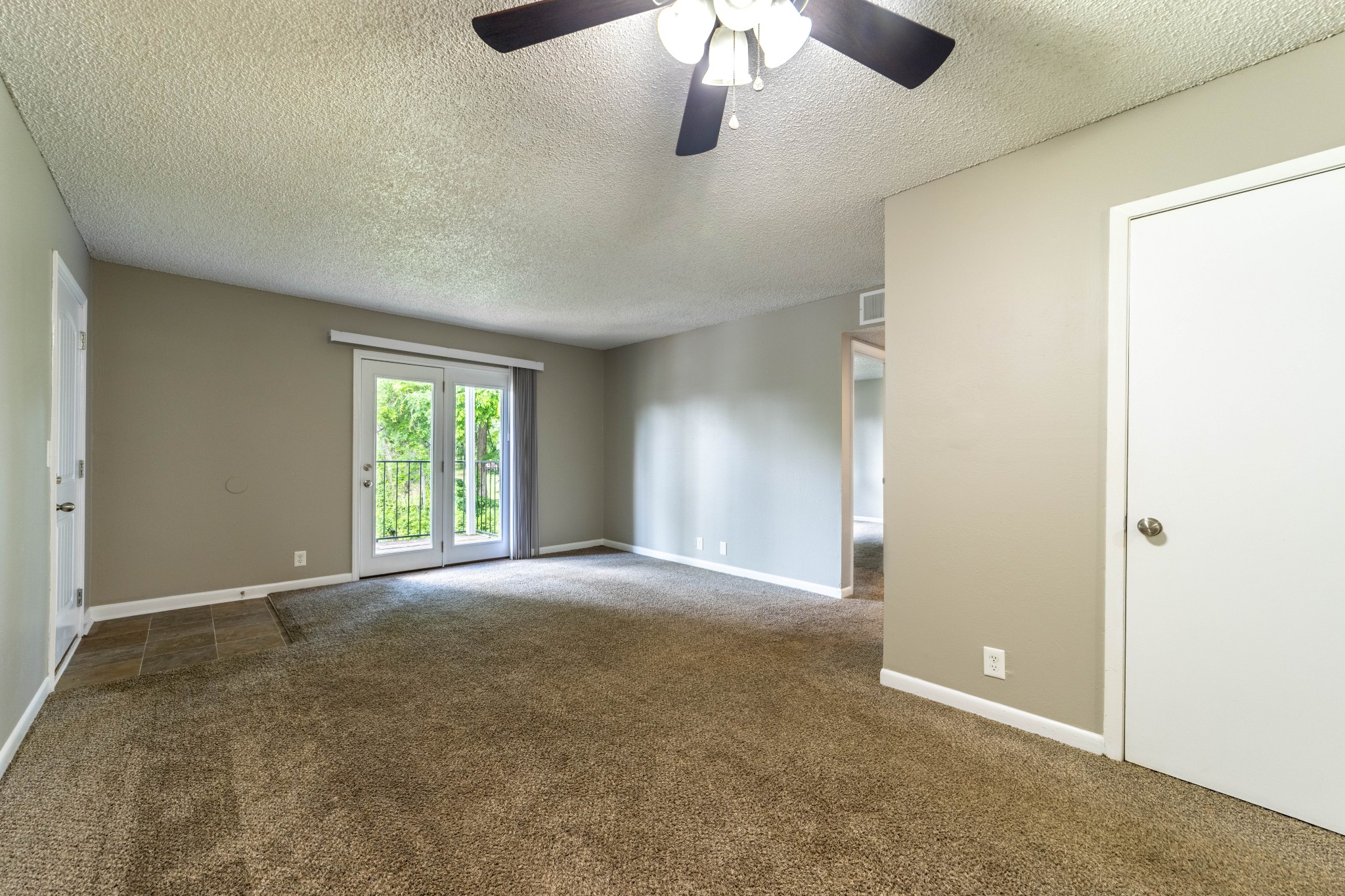311 Hawkins Road, Unit C1 Clarksville, TN 37040 - Photo 2 of 13