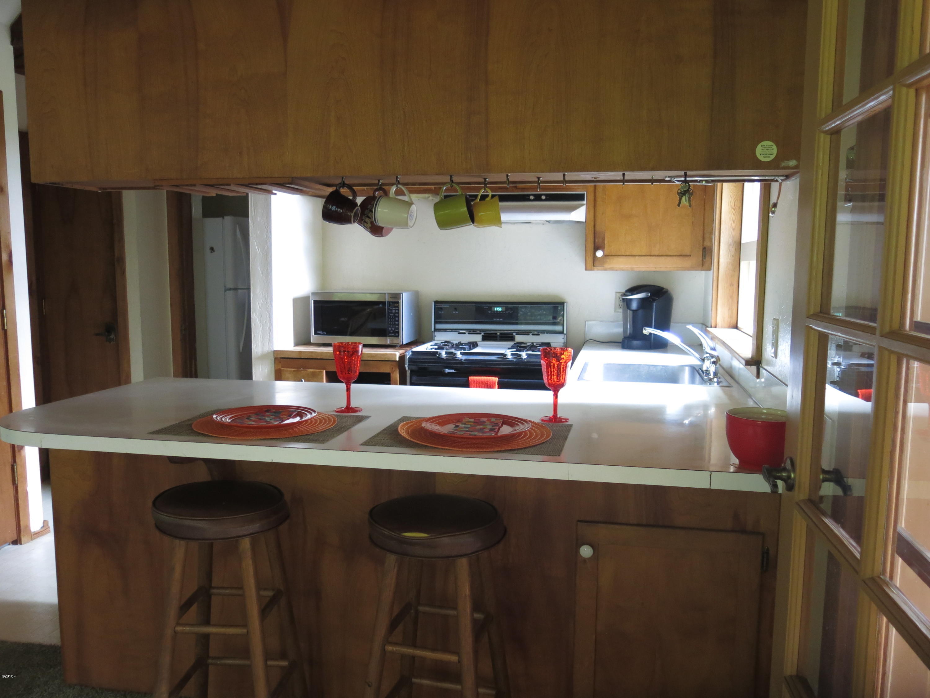 6802 Northeast Highland Road Otis, OR 97368 - Photo 8 of 19 Kitchen