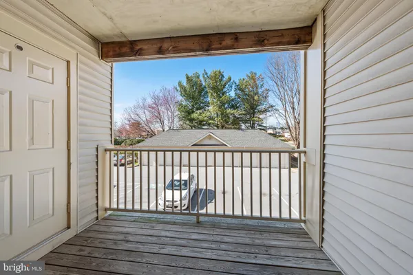 $2,400 | 11804 Eton Manor Drive, Unit 201, Germantown, MD 20876