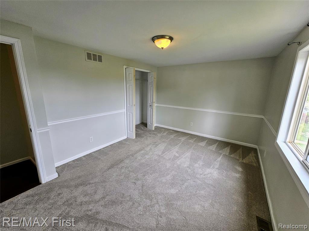 47564 Ryan Road Utica, MI 48317 - Photo 14 of 20