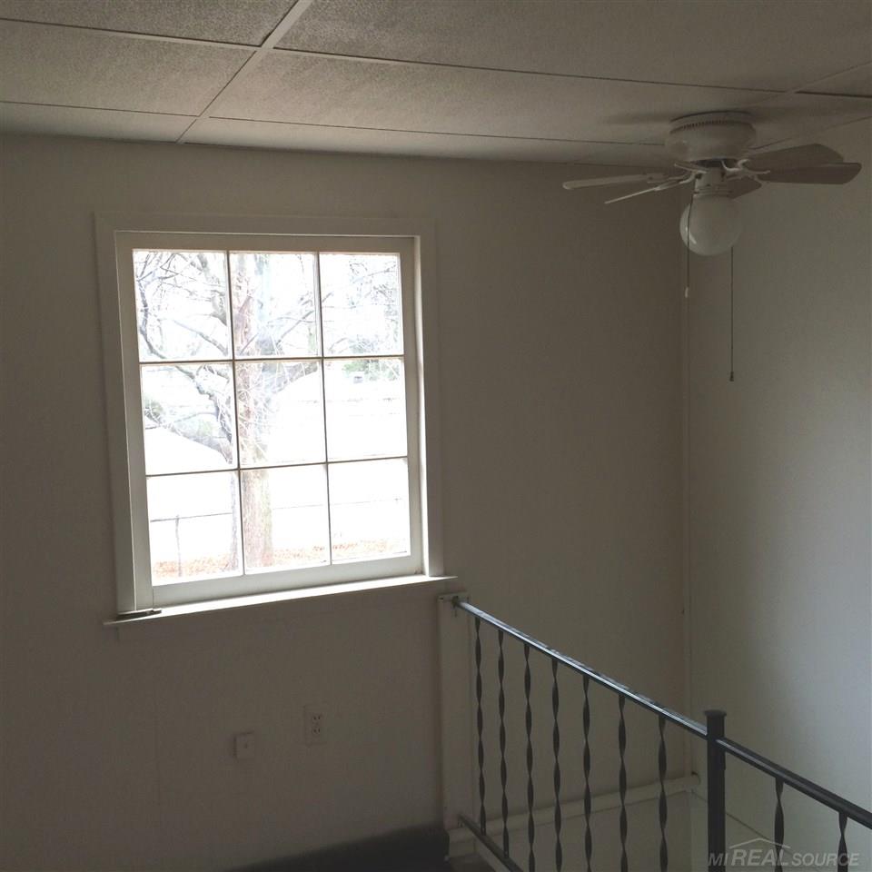 2531 South Lakeshore Road Applegate, MI 48401 - Photo 14 of 44