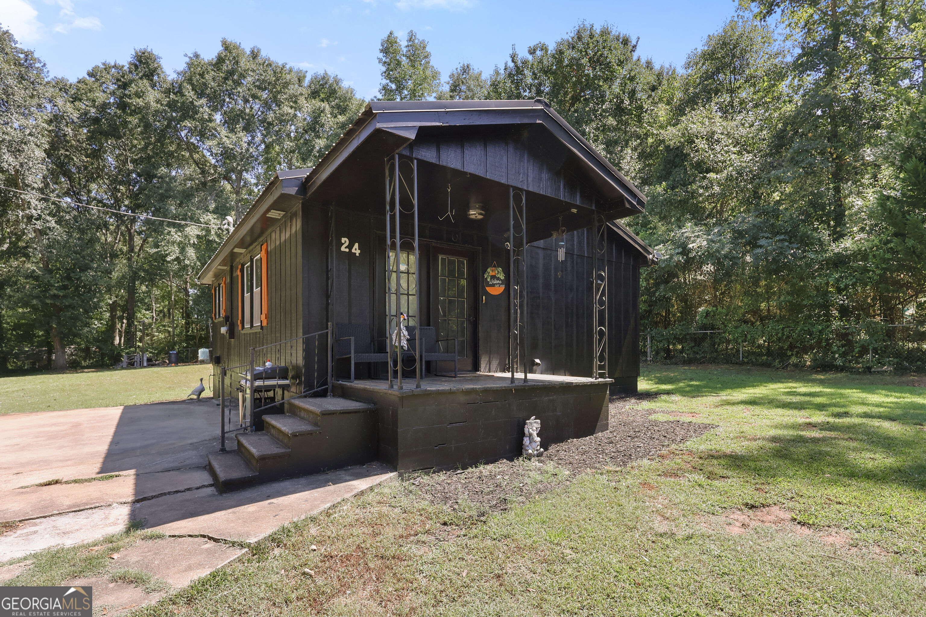 24 Shady Lane Jackson, GA 30233 - Photo 1 of 25 Gallery Image 1