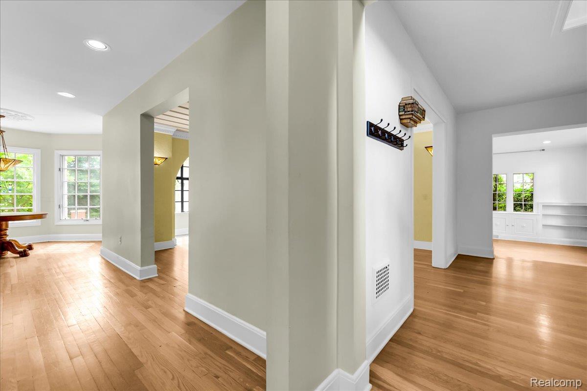 455 Linden Road Birmingham, MI 48009 - Photo 28 of 60 30-455 Linden Rd_29.jpg