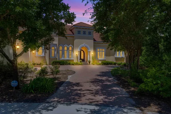 $2,099,000 | 301 Sweet Water Cove, Destin, FL 32541