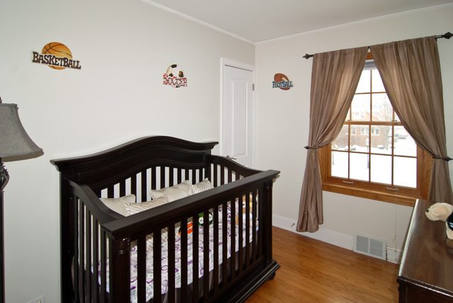 444 Loudon Road Riverside, IL 60546 - Photo 10 of 23 a view of an entryway with a window
