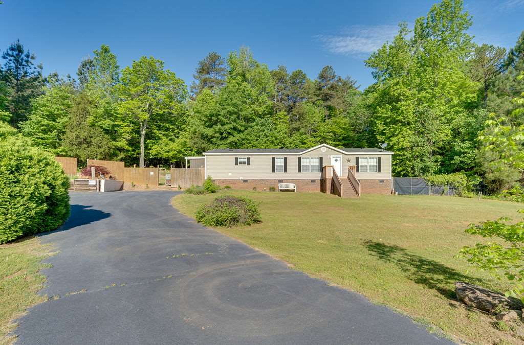 3210 Price House Road Woodruff, SC 29388 - Photo 1 of 31 Gallery Image 1