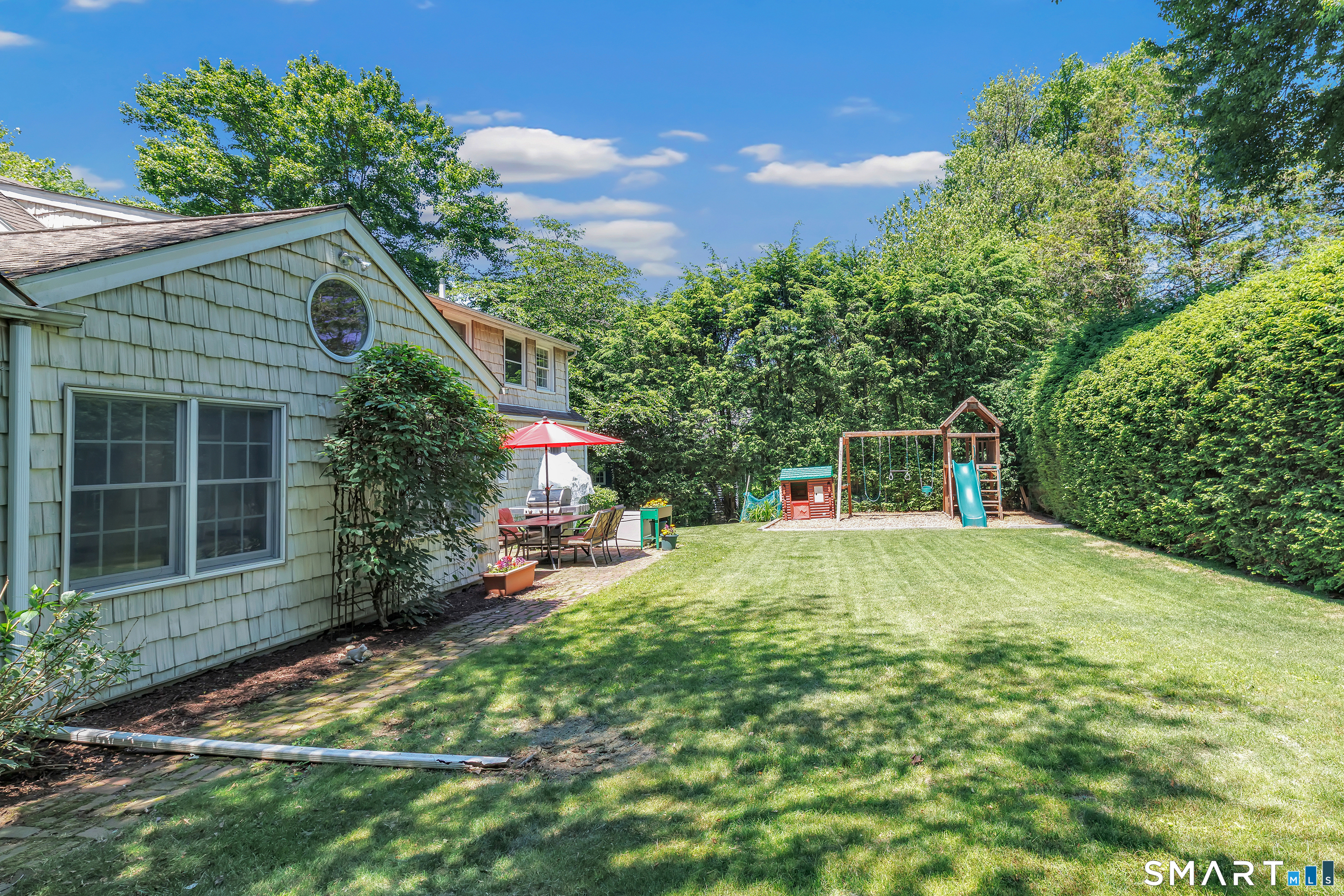 42 Bayberry Road Fairfield, CT 06825 - Photo 37 of 39