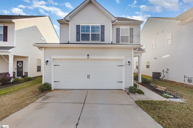 $325,000 | 106 Ashborne Lane, Simpsonville, SC 29681