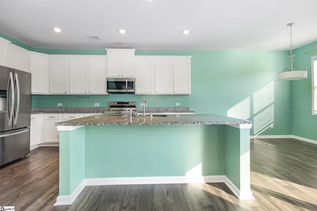 $325,000 | 106 Ashborne Lane, Simpsonville, SC 29681