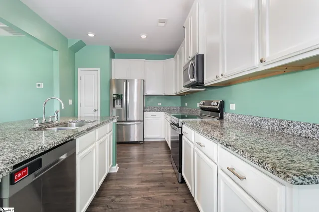 $325,000 | 106 Ashborne Lane, Simpsonville, SC 29681