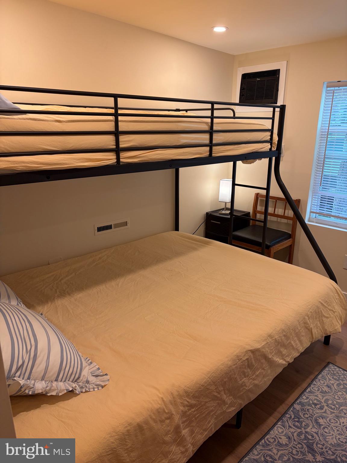 515 Corsons Tavern Road, Unit B17 Ocean View, NJ 08230 - Photo 20 of 26 third bedroom
