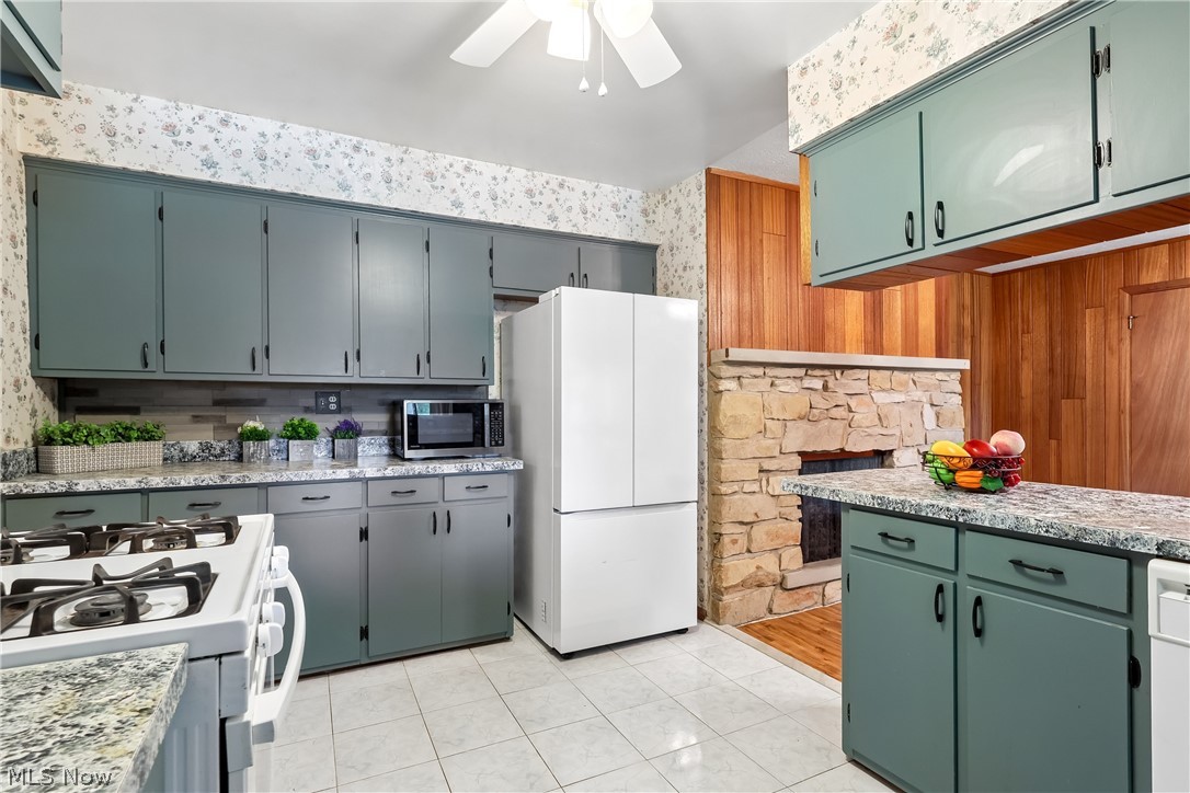 15186 Drake Road Strongsville, OH 44136 - Photo 14 of 50 Gallery Image 14