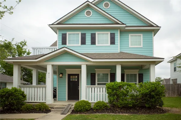 $925,000 | 811 Welsh Avenue, College Station, TX 77840