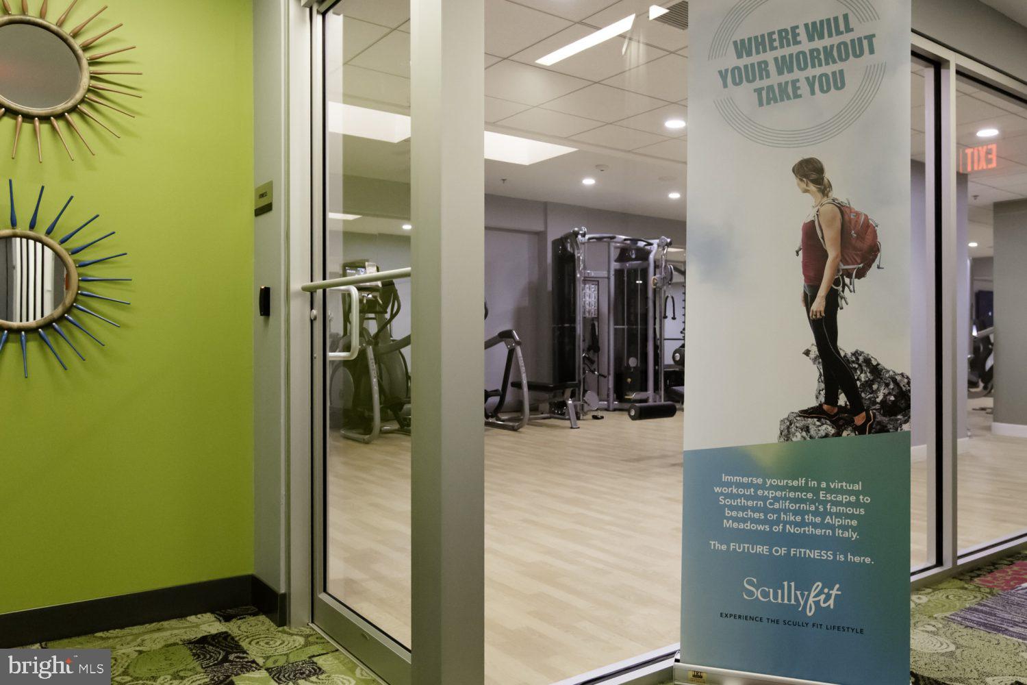 42 South 15th Street, Unit 1B0601 Philadelphia, PA 19102 - Photo 21 of 36 a view of a walk in closet
