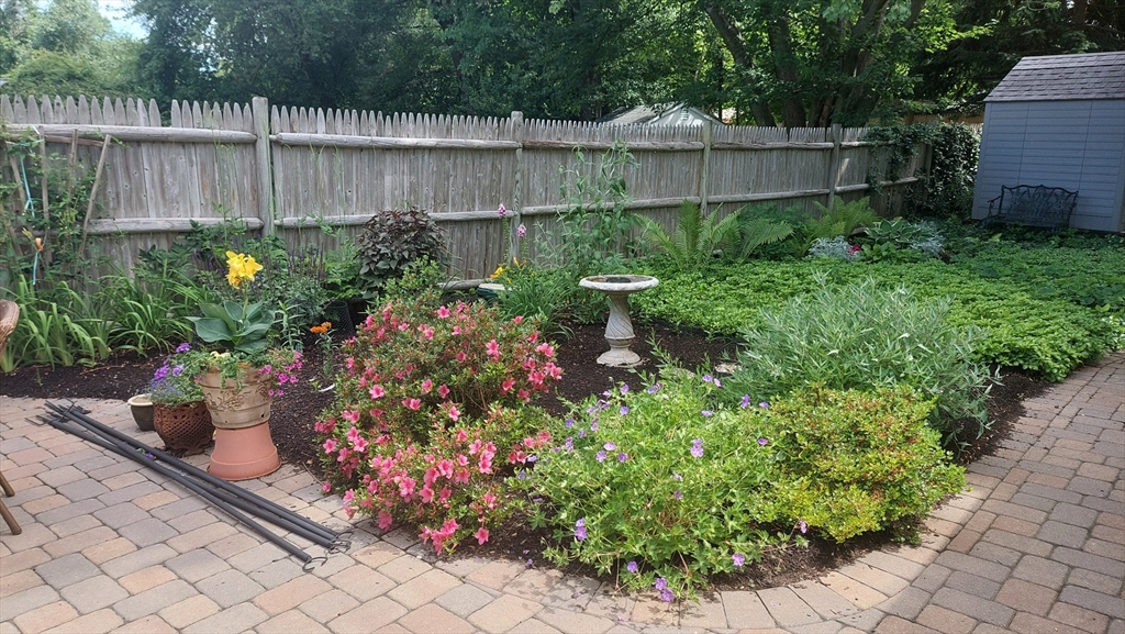 3 Oxbow Road Natick, MA 01760 - Photo 27 of 29 a view of a garden with flowers