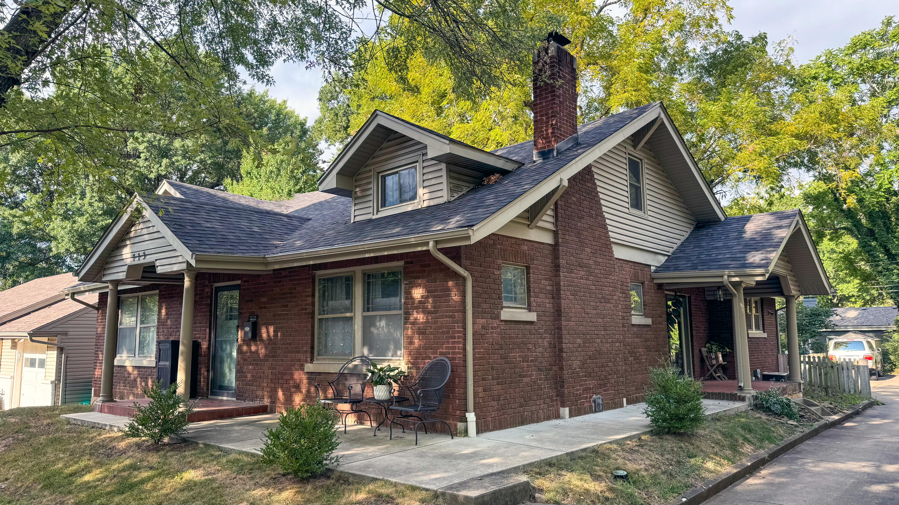 713 South Kickapoo Avenue Springfield, MO 65804 - Photo 1 of 1 IMG_9074 copy