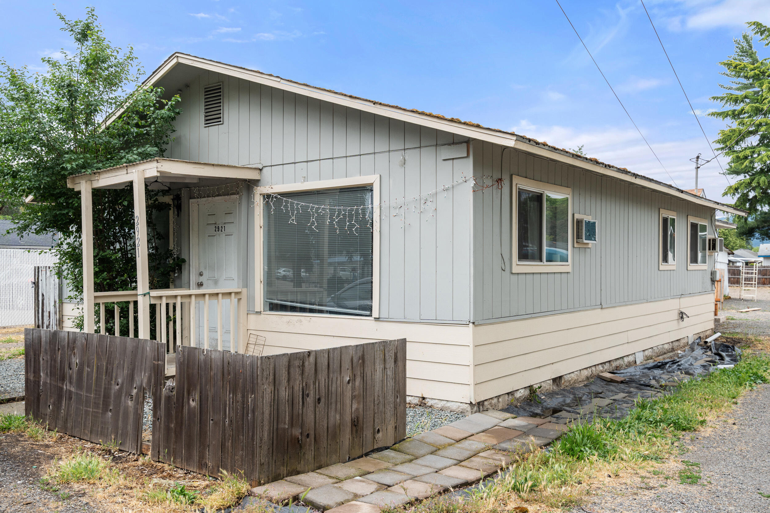 2921 Table Rock Road Medford, OR 97501 - Photo 2 of 15 6_2921 table rock rd-05