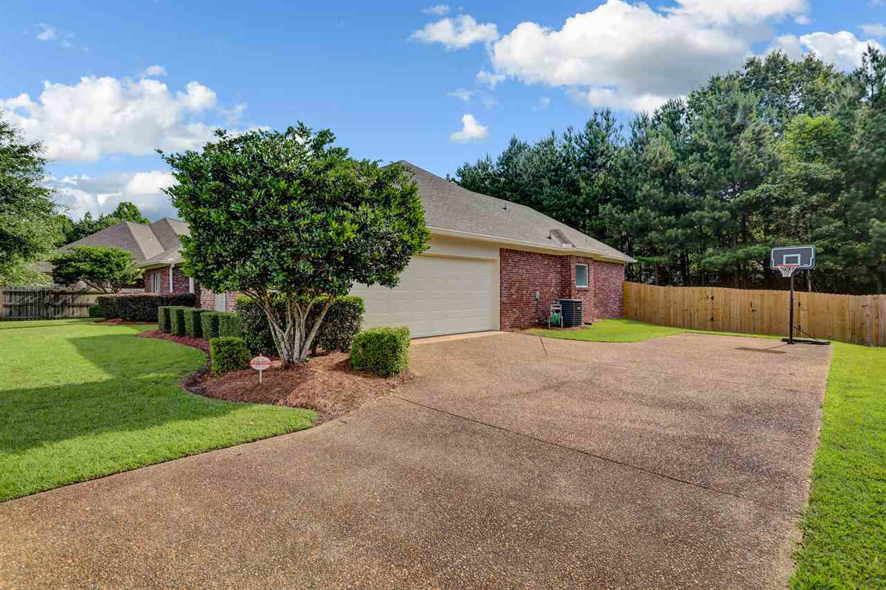 351 Edgewood Crossing Brandon, MS 39042 - Photo 5 of 30 Photo 5
