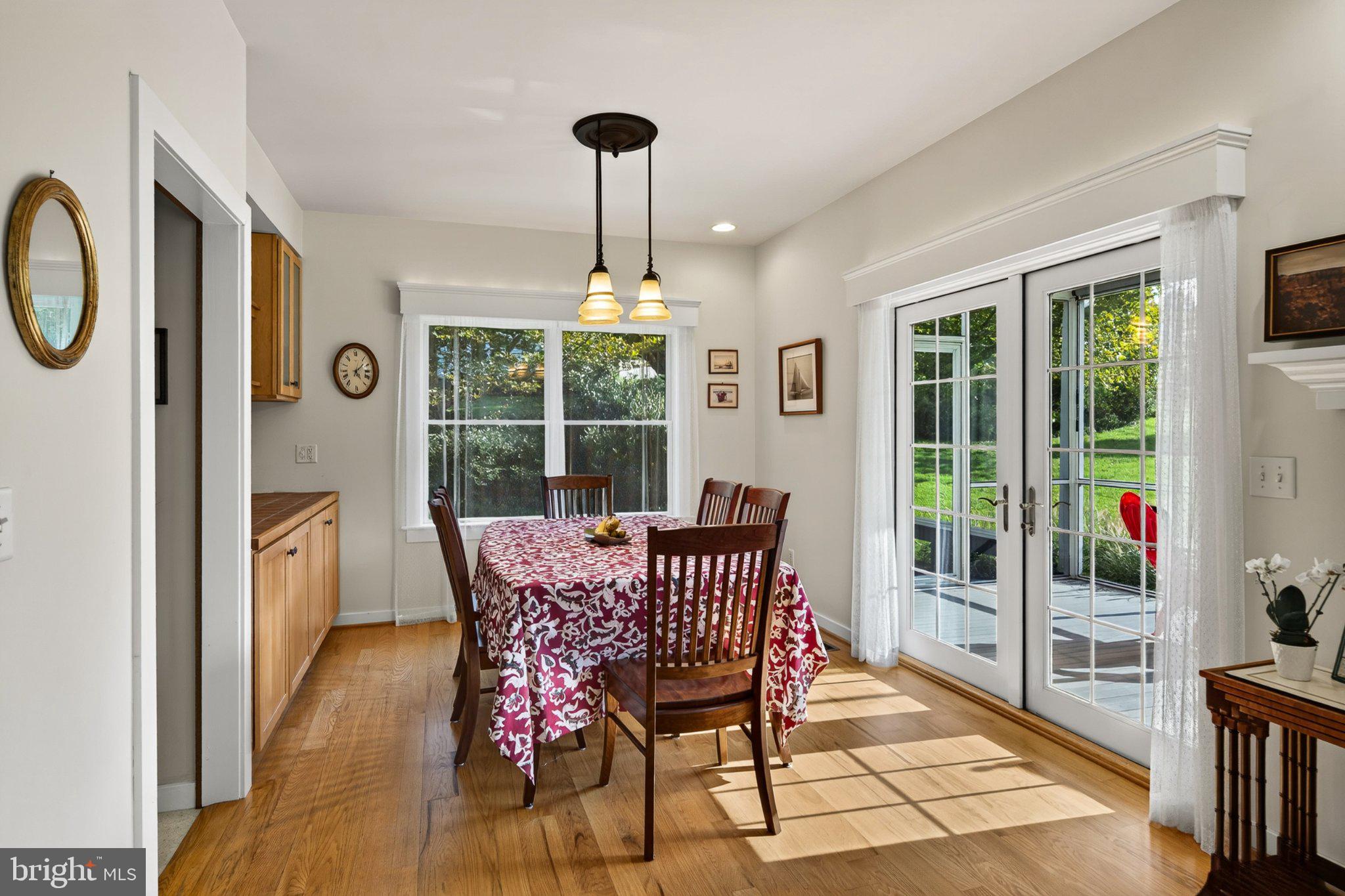 679 Spencer Road Avondale, PA 19311 - Photo 12 of 67 Breakfast Area