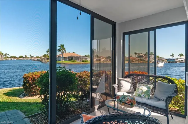 $464,400 | 1929 Southeast 40th Terrace, Unit 2, Cape Coral, FL 33904