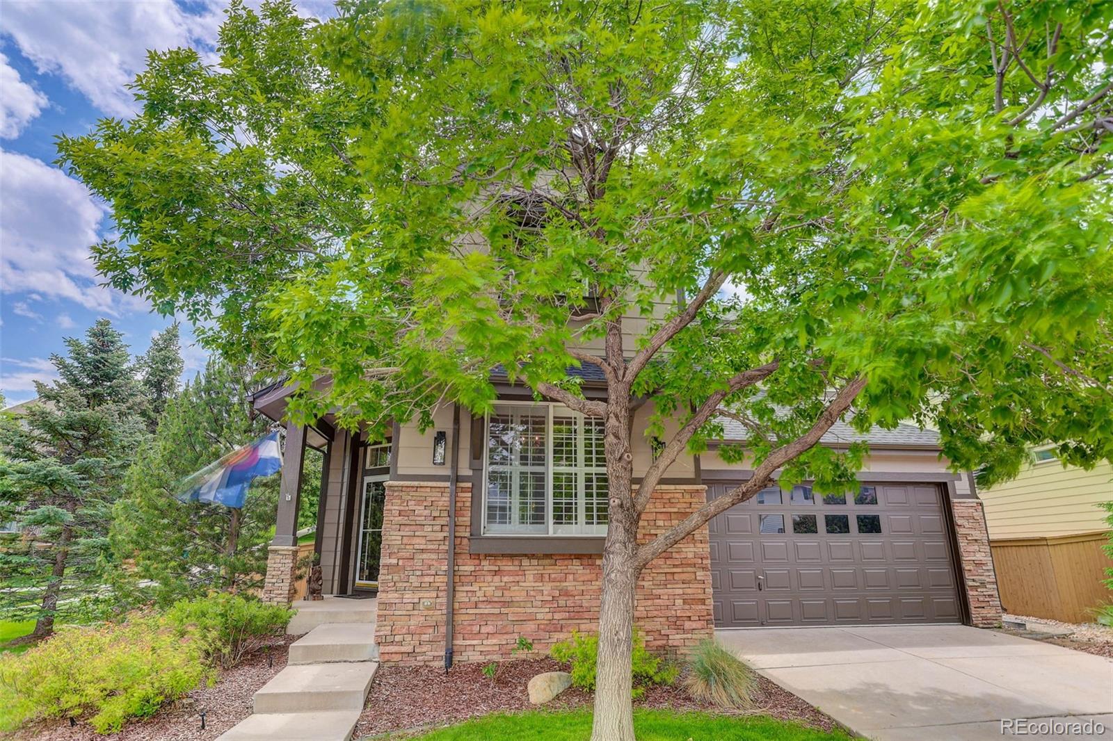 3070 Redhaven Way Highlands Ranch, CO 80126 - Photo 3 of 39 Gallery Image 3